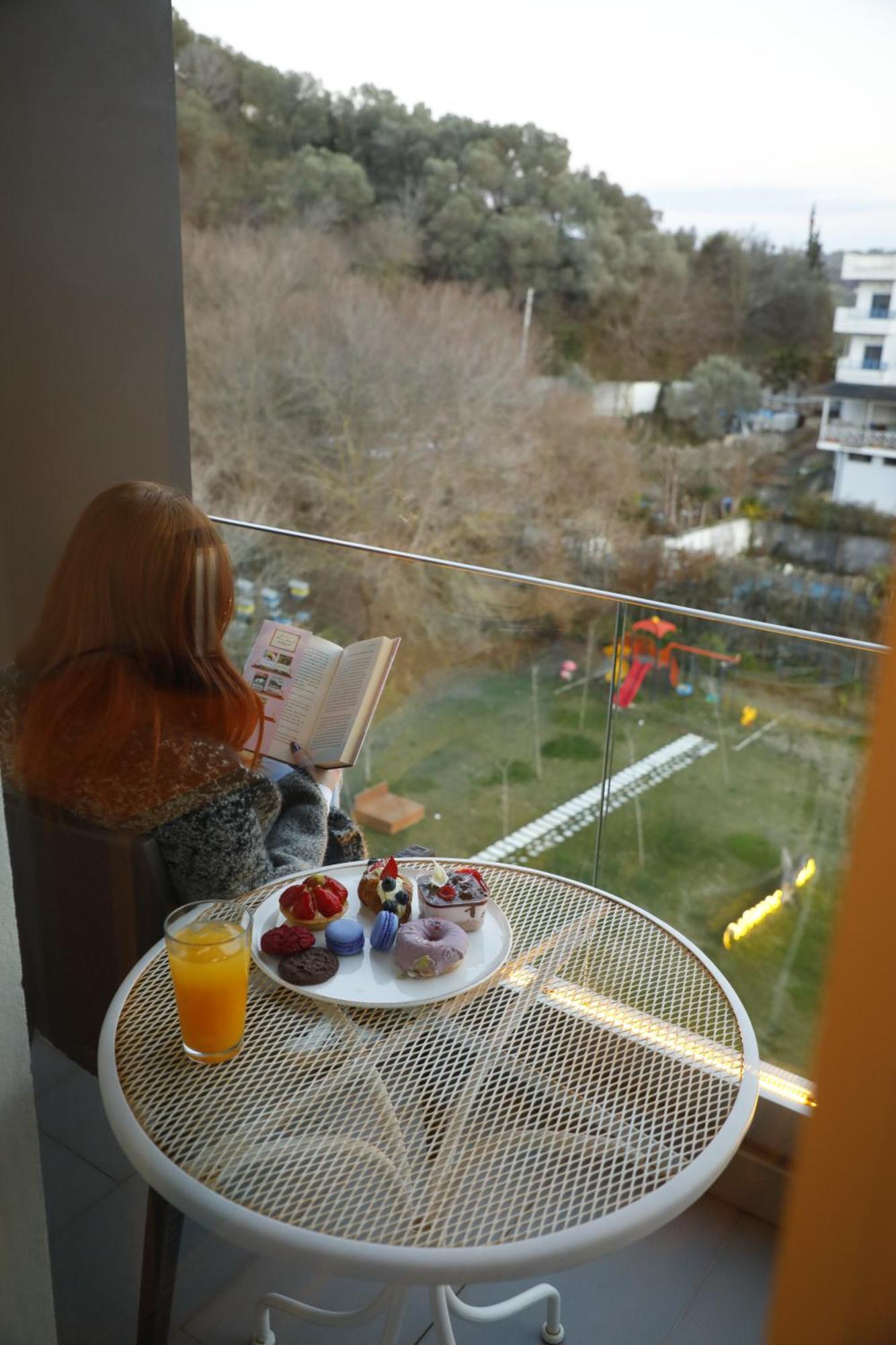 Olivia'S Hill Resort Kryemëdhej Екстериор снимка