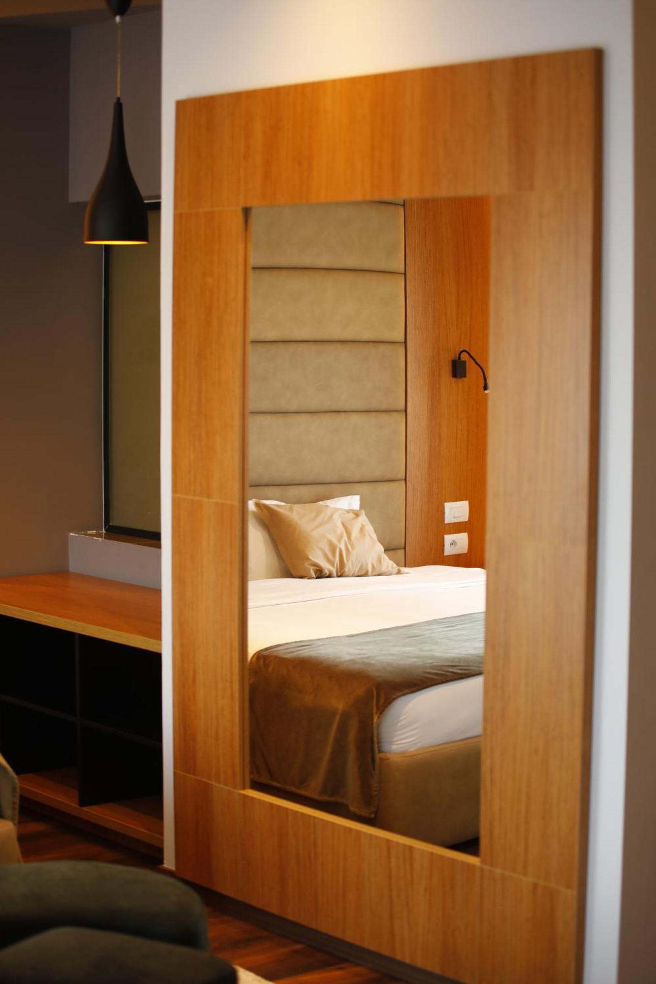 Olivia'S Hill Resort Kryemëdhej Екстериор снимка