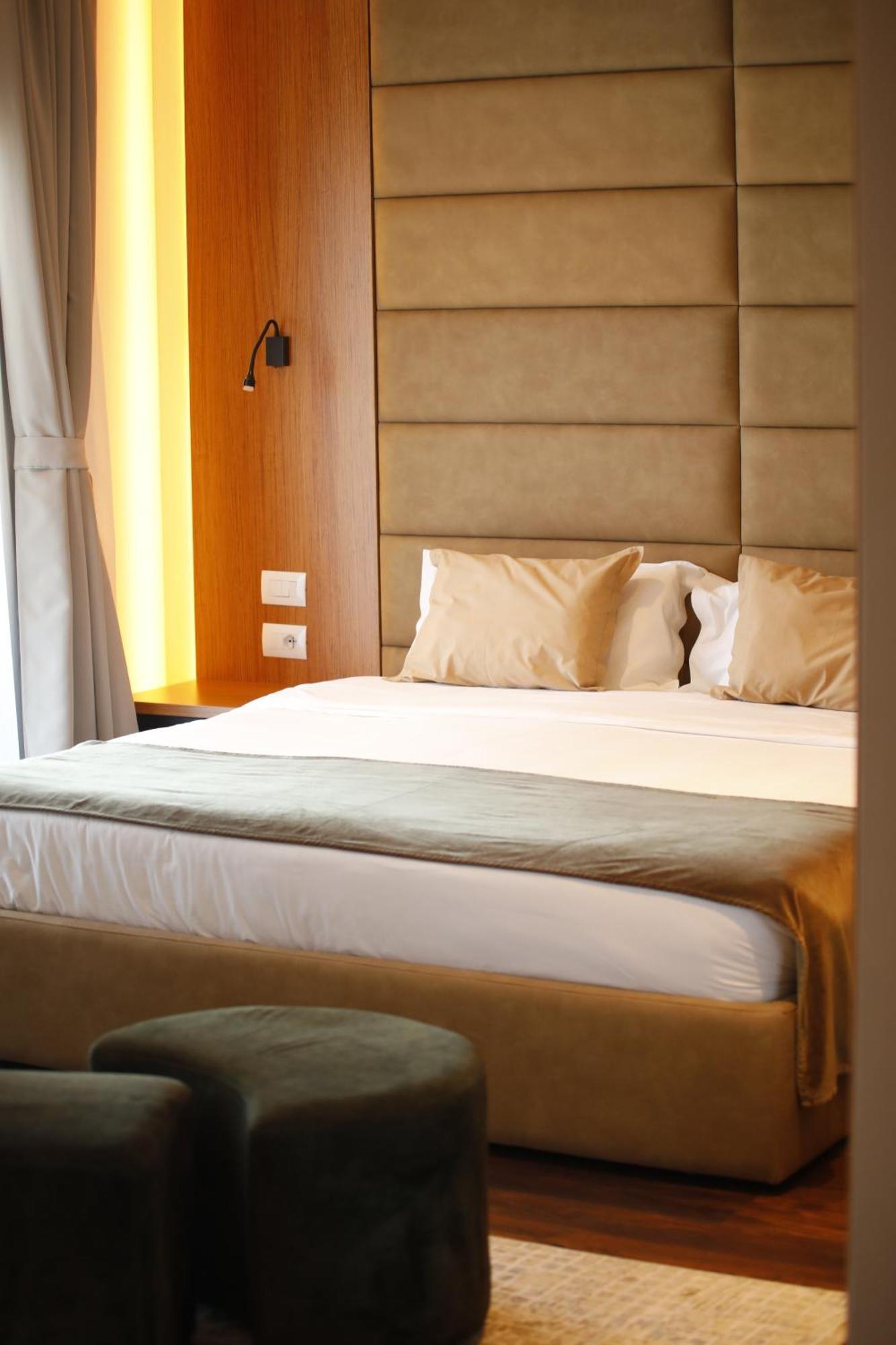 Olivia'S Hill Resort Kryemëdhej Екстериор снимка