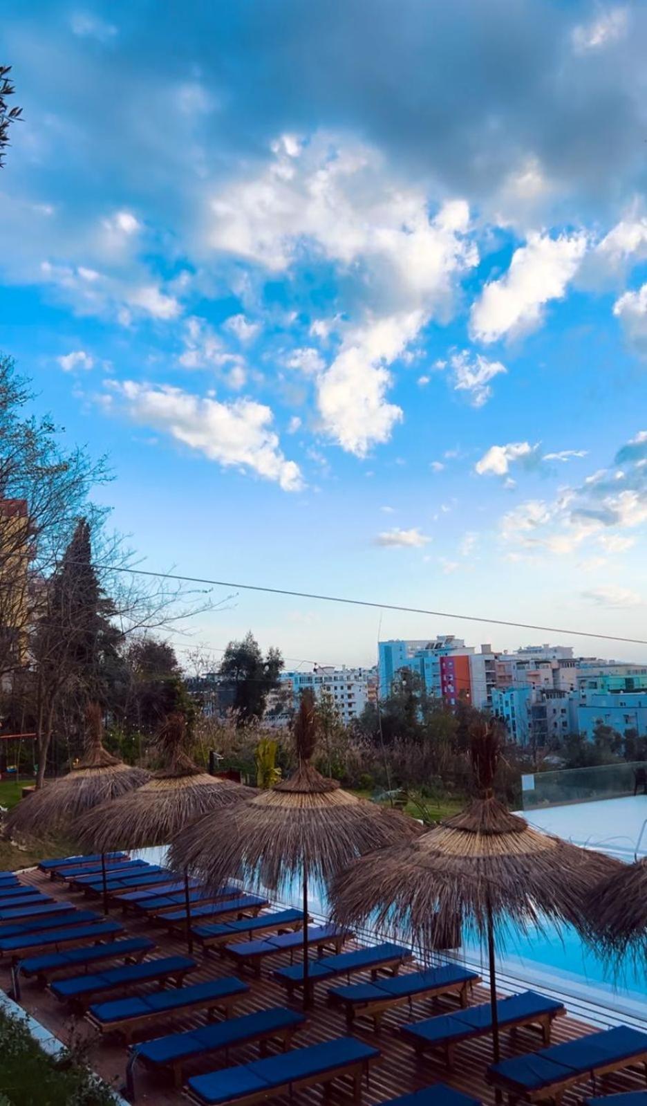 Olivia'S Hill Resort Kryemëdhej Екстериор снимка